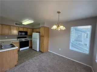 Photo #3: 2655167 Listing 