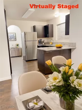 Photo #3: 2655168 Listing 