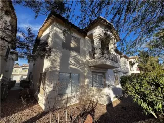 Photo #1: 2655173 Listing 