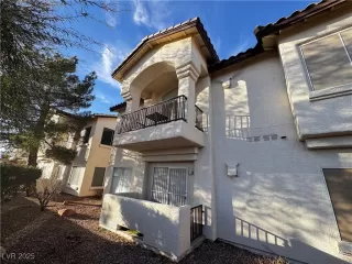 Photo #2: 2655173 Listing 