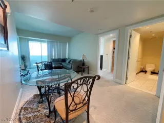 Photo #1: 2655182 Listing 