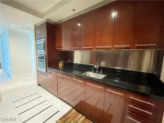 Photo #5: 2655182 Listing 