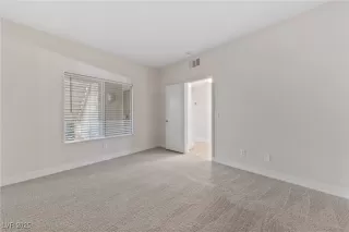 Photo #6: 2655183 Listing 