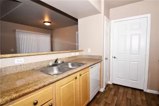 Photo #2: 2655236 Listing 