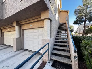 Photo #2: 2655237 Listing