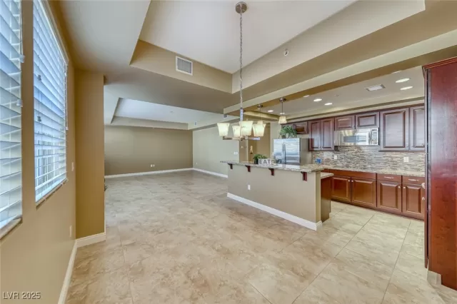 MLS: 2655244 Condo For Sale