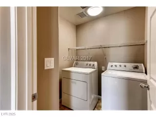 Photo #2: 2655403 Listing 