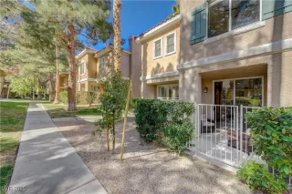 Photo #2: 2655404 Listing 