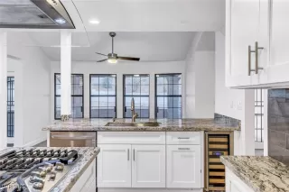 Photo #1: 2655486 Listing 