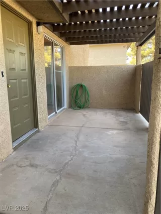 Photo #2: 2655490 Listing 