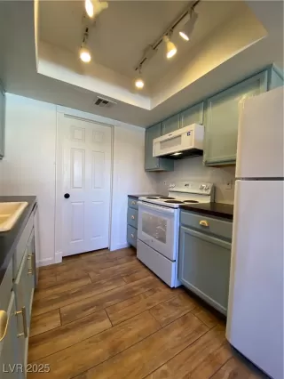 Photo #5: 2655490 Listing 