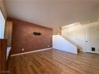 Photo #6: 2655490 Listing 