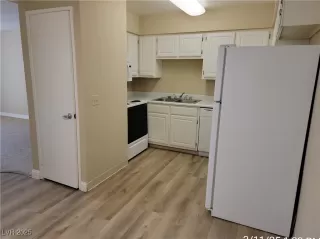 Photo #6: 2655496 Listing 