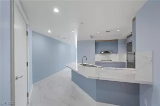 Photo #2: 2655517 Listing 