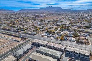 Photo #4: 2655521 Listing 