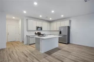 Photo #5: 2655521 Listing 