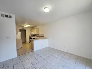 Photo #2: 2655526 Listing 