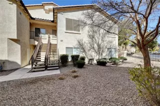 Photo #2: 2655546 Listing