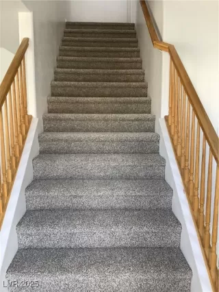 Photo #6: 2655553 Listing