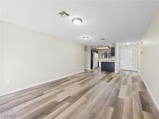 Photo #6: 2655571 Listing 