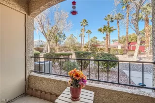 Photo #2: 2655592 Listing