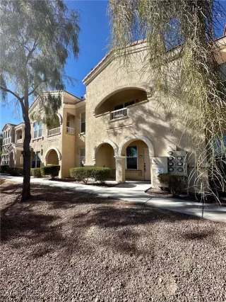 Photo #1: 2655616 Listing 