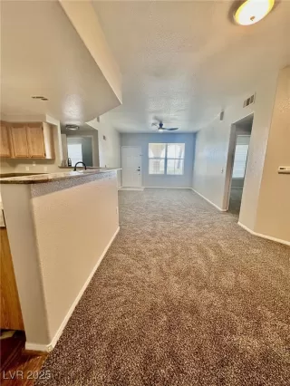 Photo #6: 2655616 Listing 