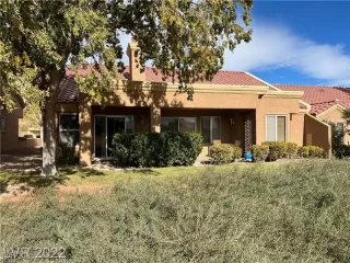 Photo #1: 2655636 Listing 