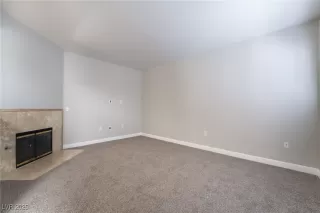 Photo #5: 2655637 Listing
