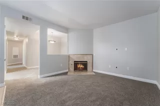 Photo #6: 2655637 Listing