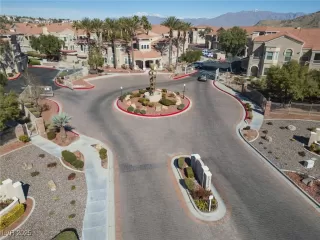 Photo #1: 2655644 Listing 