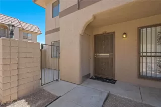 Photo #1: 2655645 Listing 