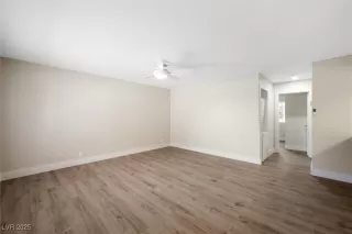 Photo #3: 2655645 Listing 