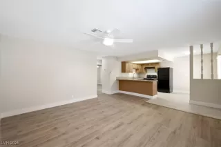 Photo #4: 2655645 Listing 