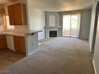 Photo #3: 2655656 Listing