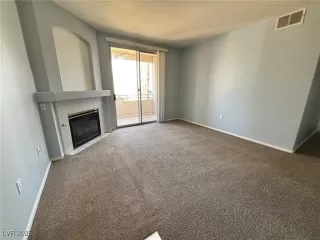 Photo #4: 2655656 Listing