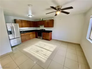 Photo #5: 2655694 Listing 