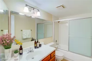 Photo #6: 2655722 Listing