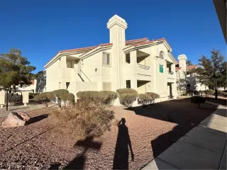 Photo #1: 2655737 Listing 