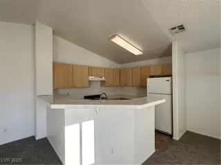 Photo #5: 2655737 Listing 