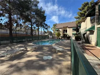 Photo #5: 2655760 Listing 