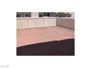 Photo #6: 2655770 Listing 