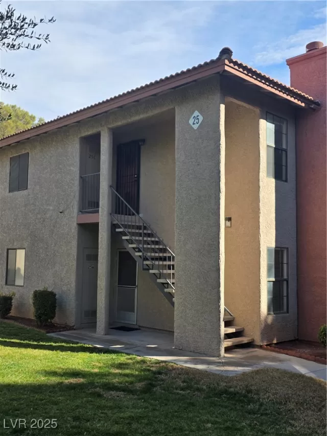 MLS: 2655785 Condo For Sale