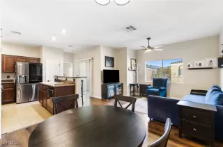 Photo #5: 2655824 Listing