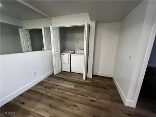 Photo #1: 2655868 Listing 