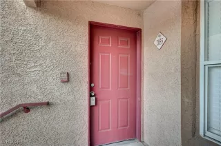 Photo #1: 2655914 Listing 