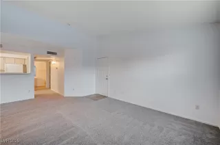 Photo #4: 2655914 Listing 