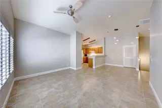 Photo #4: 2655930 Listing