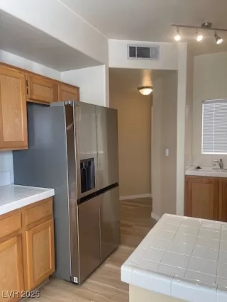 Photo #1: 2655931 Listing 