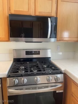 Photo #4: 2655931 Listing 